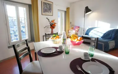 Appartement 301- Cœur de Ville - 2 CHB - 1 SDB - Parking
