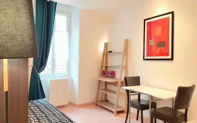 Studio 102 - Cœur de Ville - 20m2 - 1 SDB - Parking